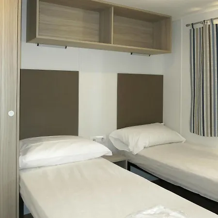 Camping Village 106s